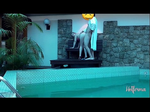 ❤️ Sjef inviterer hushjelp til bassenget, men kunne ikke motstå en varm ️❌ Jævla video hos oss no.xxxner.ru ❤