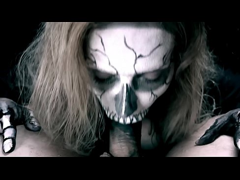 ❤️ Demon jente suger kuk med sin svarte munn og svelger cum. ️❌ Jævla video hos oss no.xxxner.ru ❤